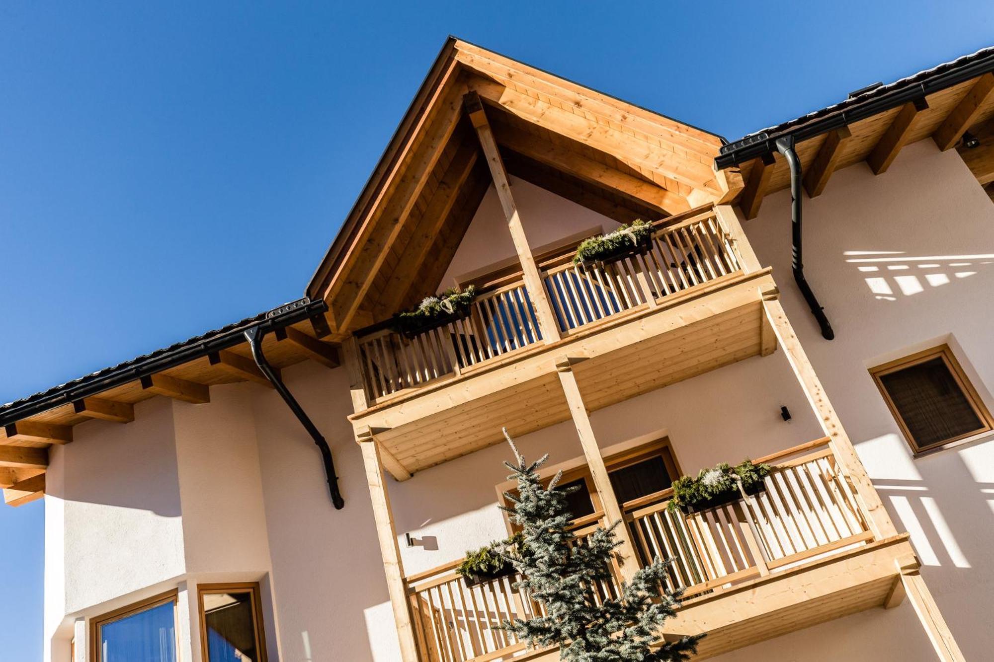 Apartments Villa Gardena - Gardenahotels Selva di Val Gardena Exterior foto
